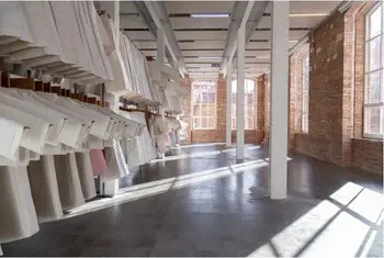 Club de lectura dinamitzat per l'escriptora Irene Pujades en col·laboració amb La Fabra Centre d'art contemporani.